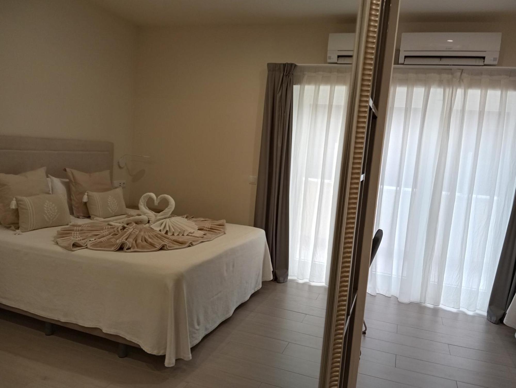 Hostal La Estacion Terrazas Мадрид Екстериор снимка