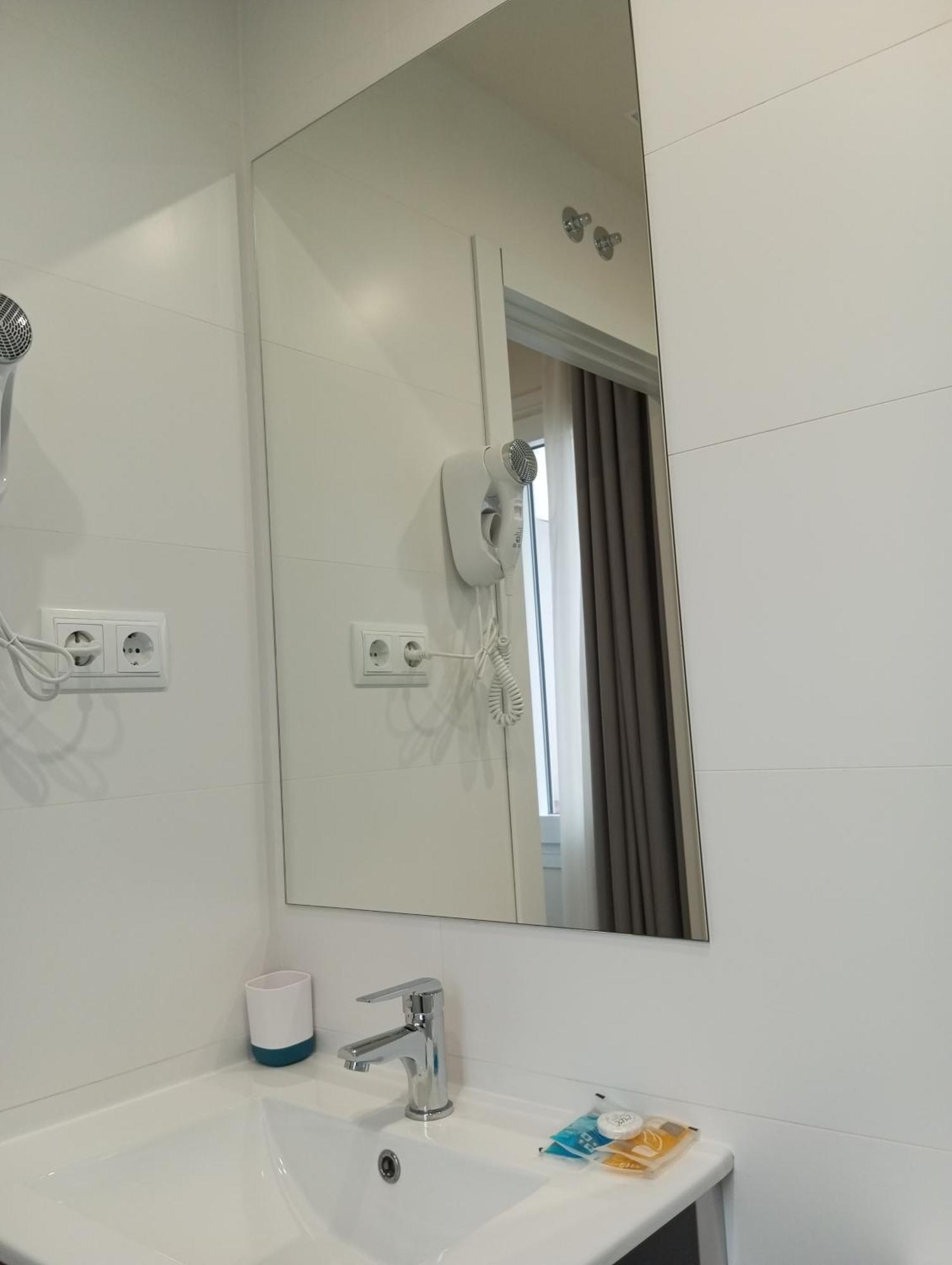 Hostal La Estacion Terrazas Мадрид Екстериор снимка